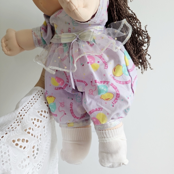 Rare 1990 First Edition Hasbro Cabbage Patch Curly Blue Eye Birthday Party Doll - Picture 11 of 16